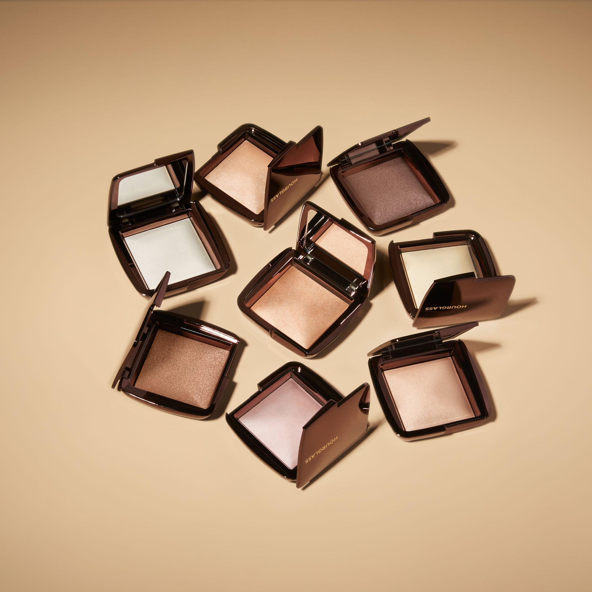 Ambient™ Lighting Finishing Powder – Hourglass Cosmetics CA